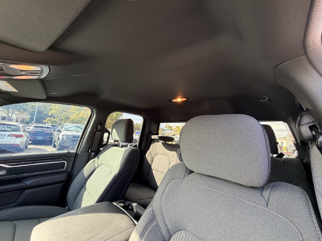 Used 2024 RAM 1500 Big Horn AWD/4WD image 32