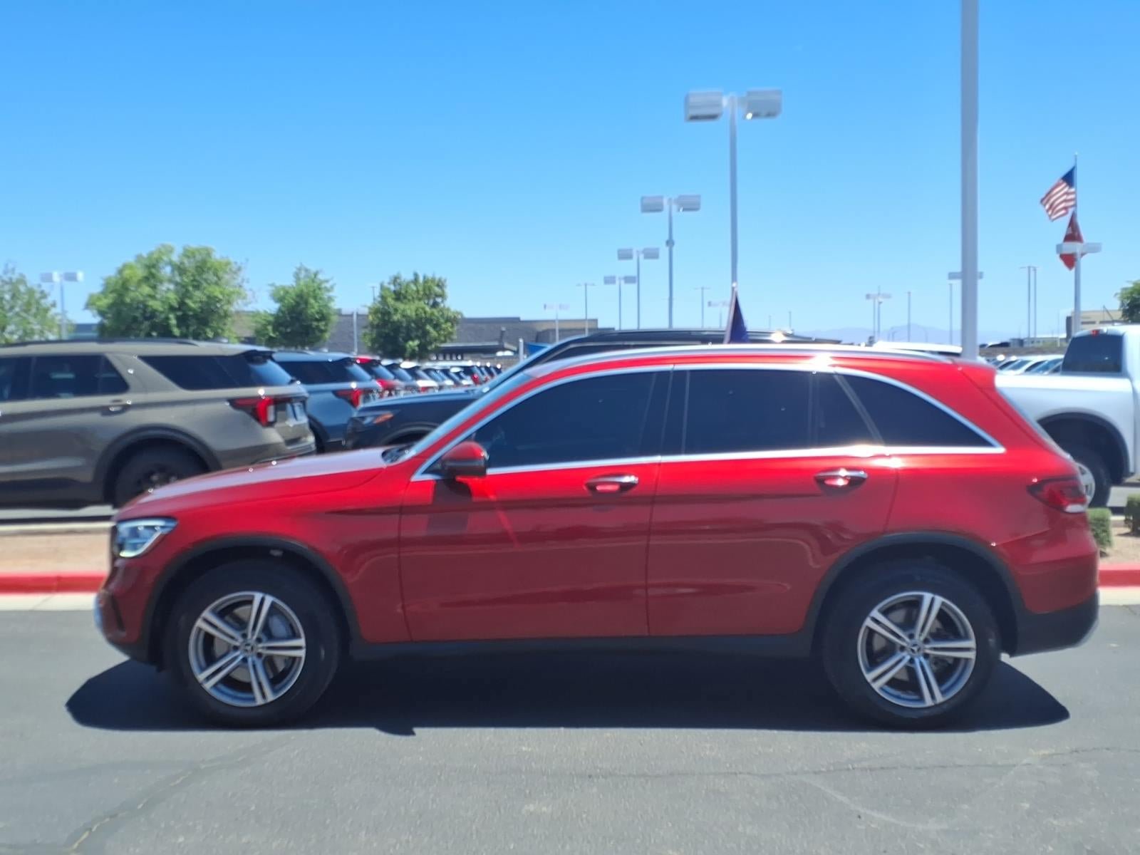 Used 2022 Mercedes-Benz GLC 300 image 7