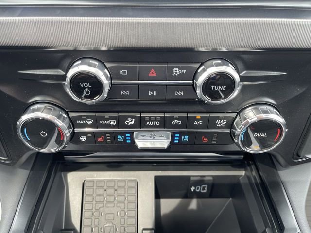 New 2026 Ford F450 Platinum AWD/4WD image 21