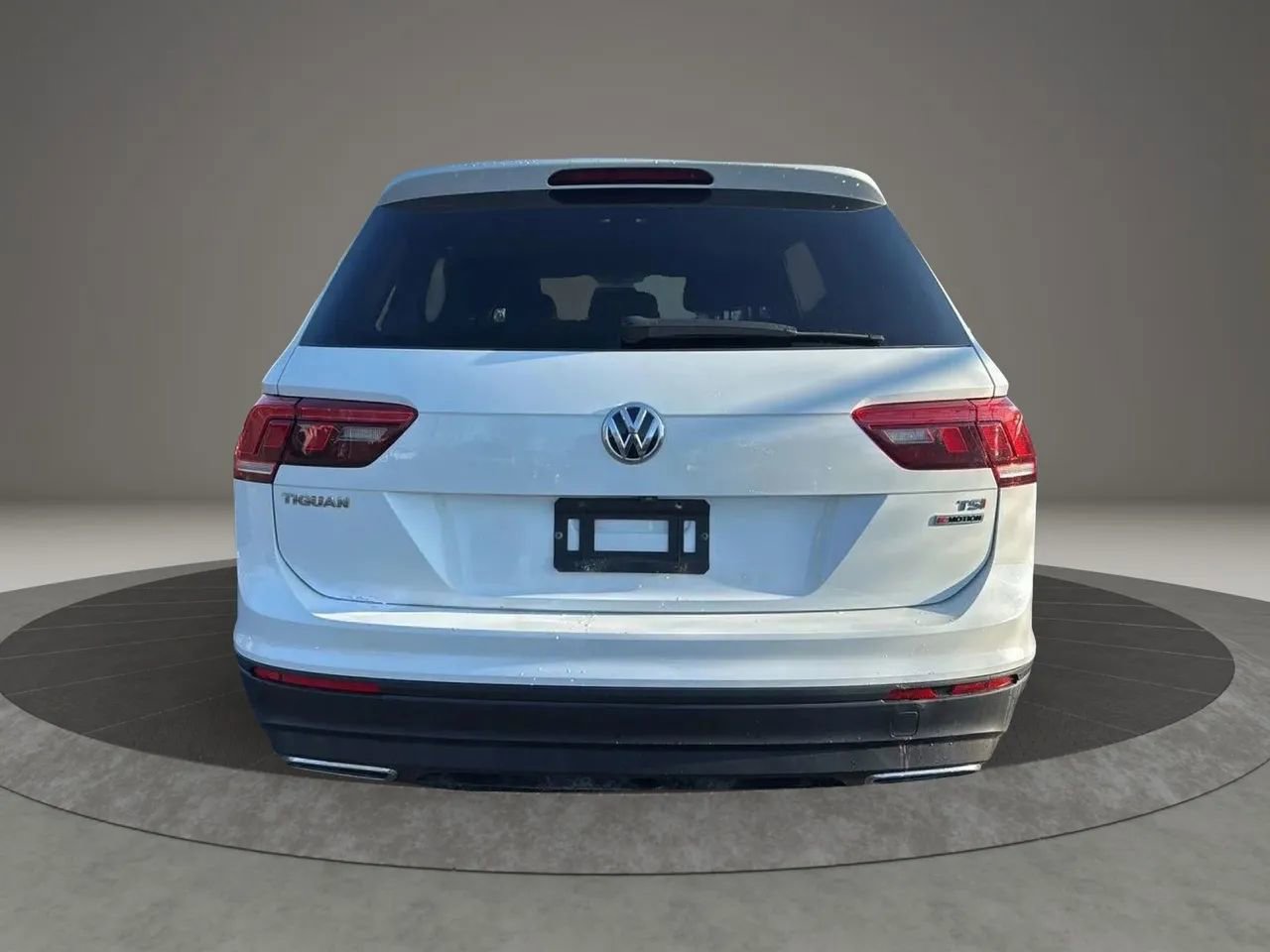 Used 2018 Volkswagen Tiguan S AWD/4WD image 6