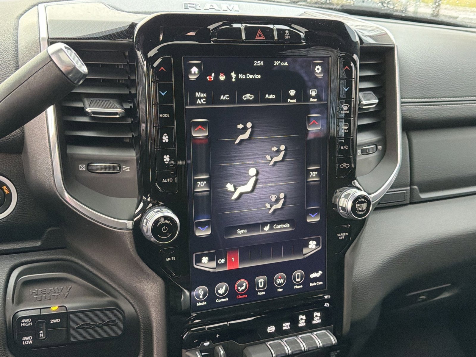 Used 2020 RAM 2500 Laramie image 27