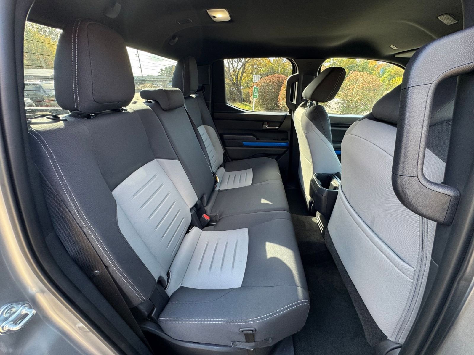 Used 2025 Toyota Tacoma SR image 34