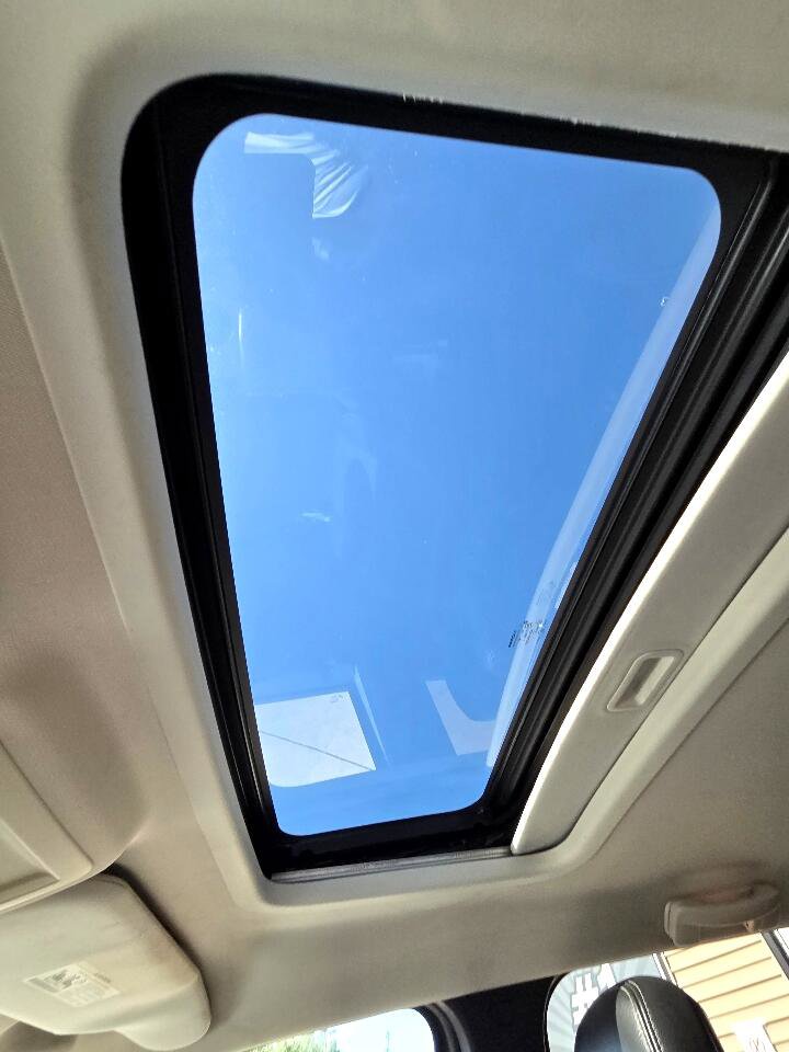 Used 2011 Jeep Liberty Limited Jet image 27