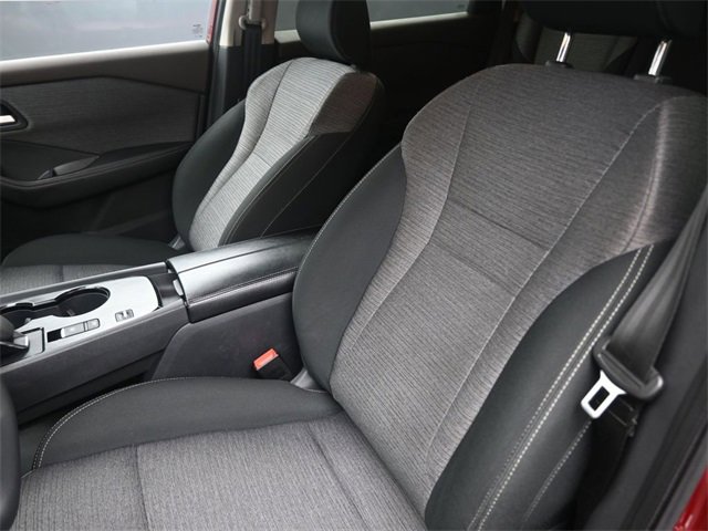 Used 2023 Nissan Rogue SV image 19