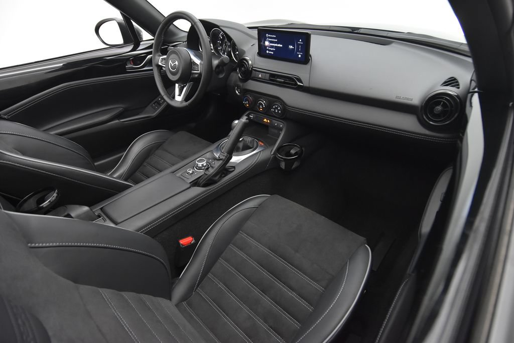 Used 2025 MAZDA MX-5 Miata RF Club RWD image 32