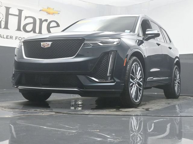 Used 2024 Cadillac XT6 Sport w/ Technology Package AWD/4WD image 4