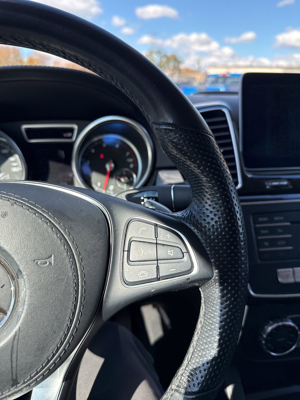 Used 2019 Mercedes-Benz GLS 450 4MATIC image 41
