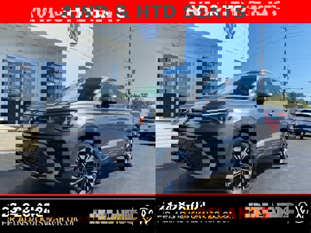 New 2025 Volkswagen Taos SE image 1