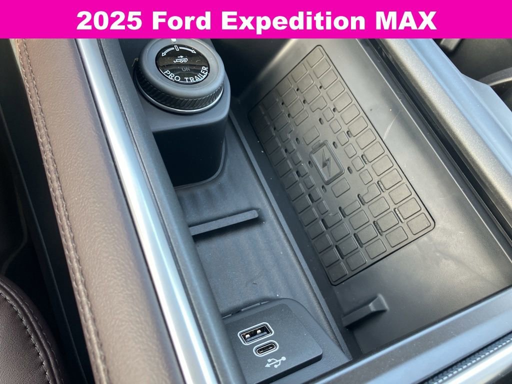 New 2025 Ford Expedition Max Platinum w/ Platinum Ultimate Package image 35