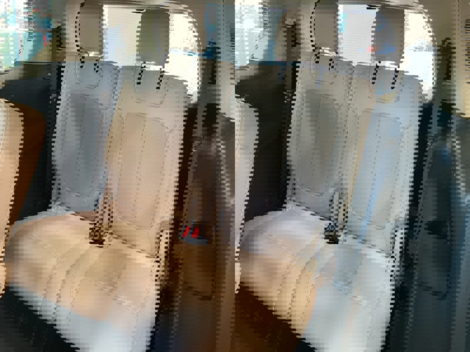 Used 2022 Jeep Grand Cherokee L Limited w/ Luxury Tech Group II image 30