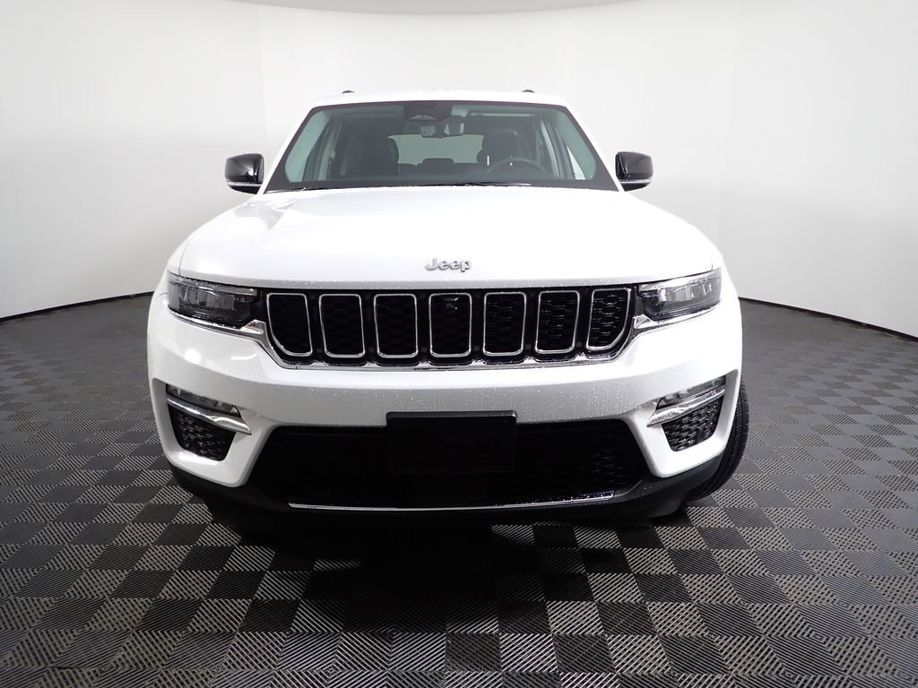 Used 2023 Jeep Grand Cherokee Limited w/ Luxury Tech Group II AWD/4WD image 11