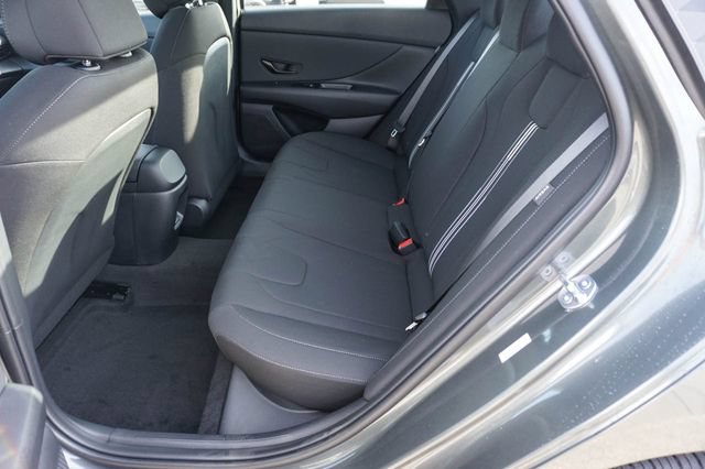 Certified 2026 Hyundai Elantra Sport FWD image 13