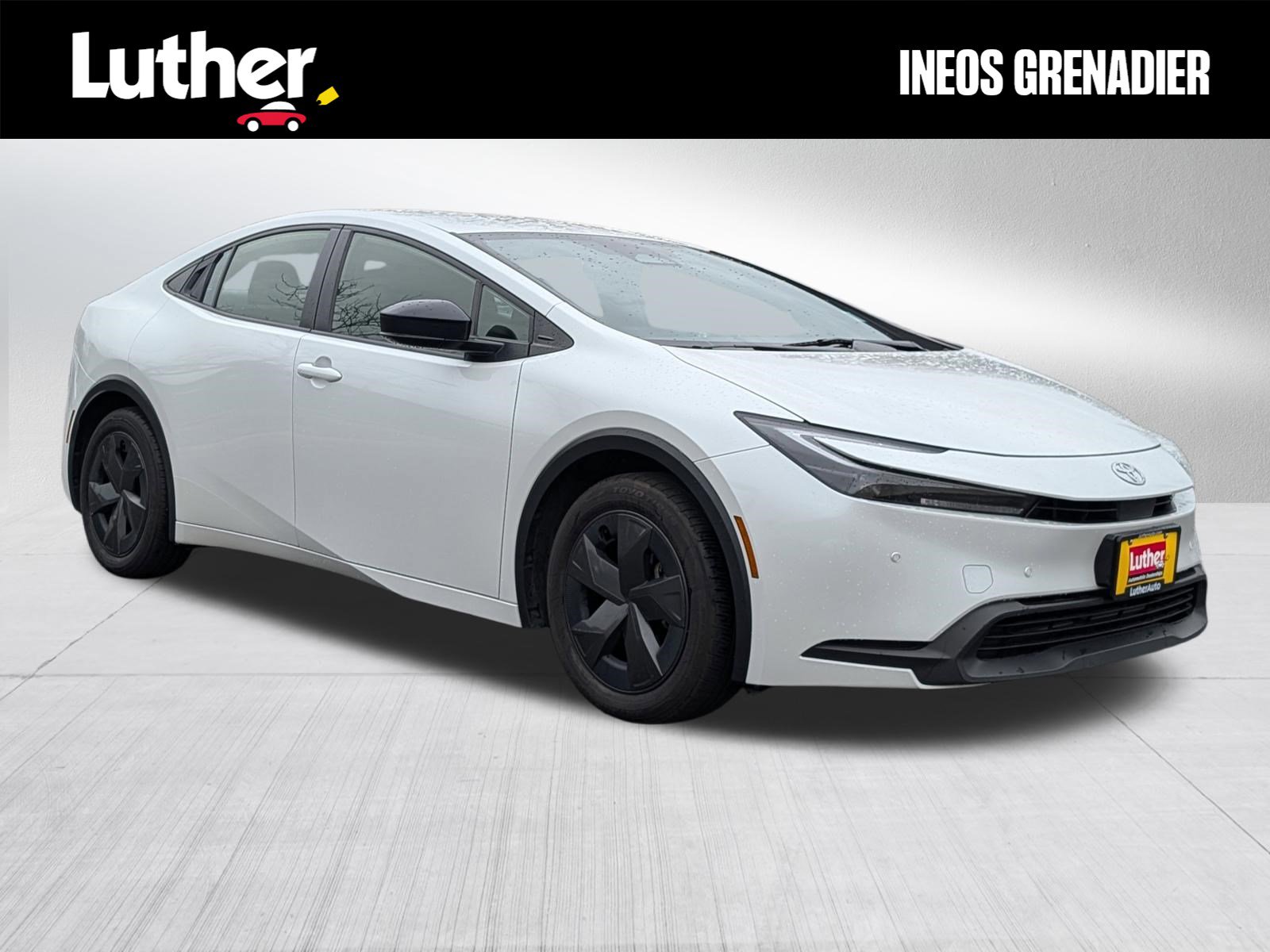 Used 2023 Toyota Prius LE FWD image 1