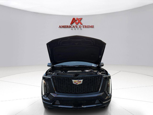 Used 2025 Cadillac Escalade ESV Sport w/ Touring Package image 61