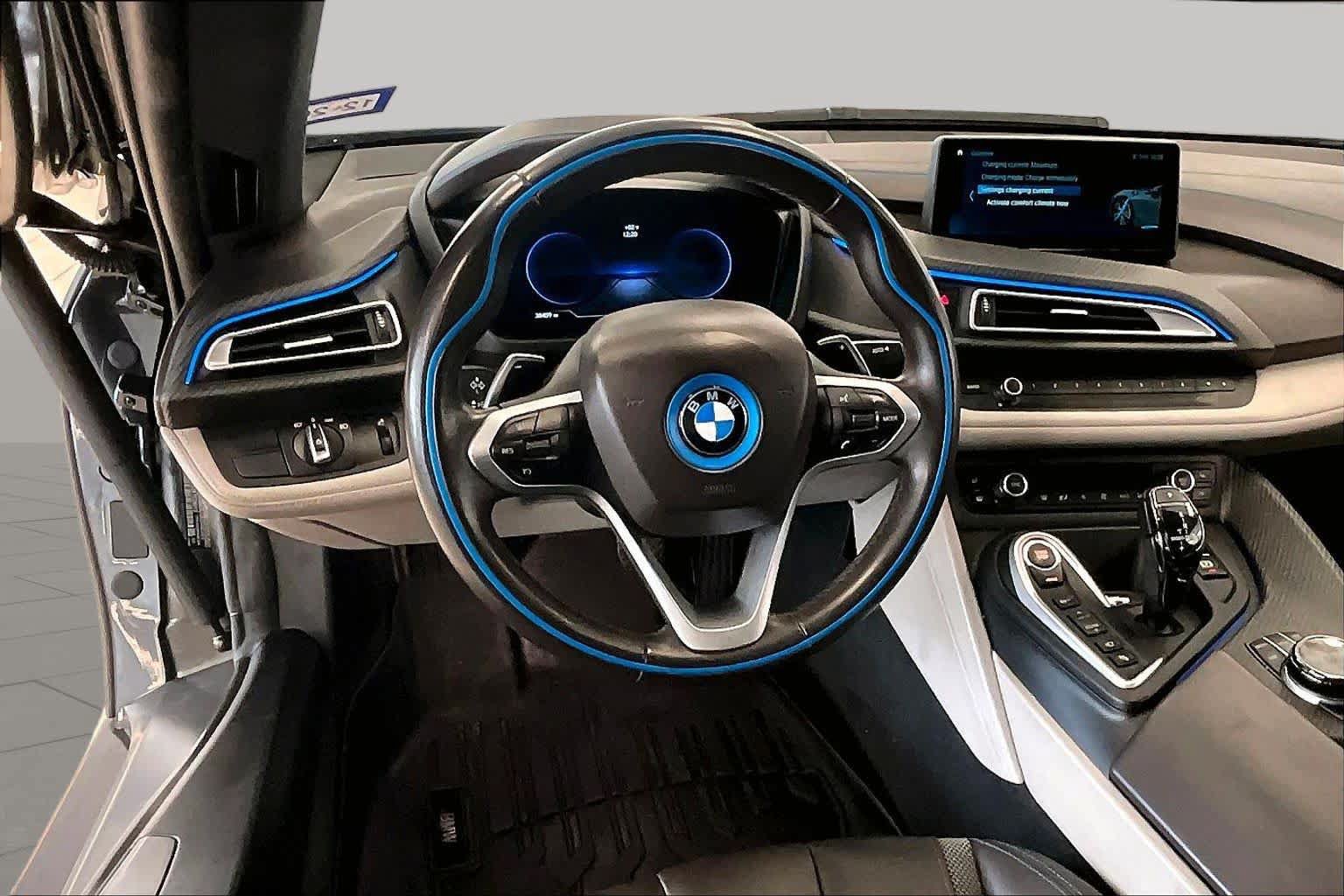 Used 2019 BMW i8 Coupe AWD/4WD image 5