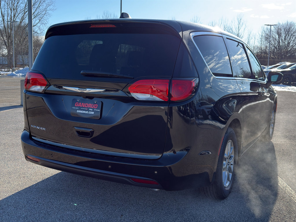 New 2026 Chrysler Voyager LX FWD image 5