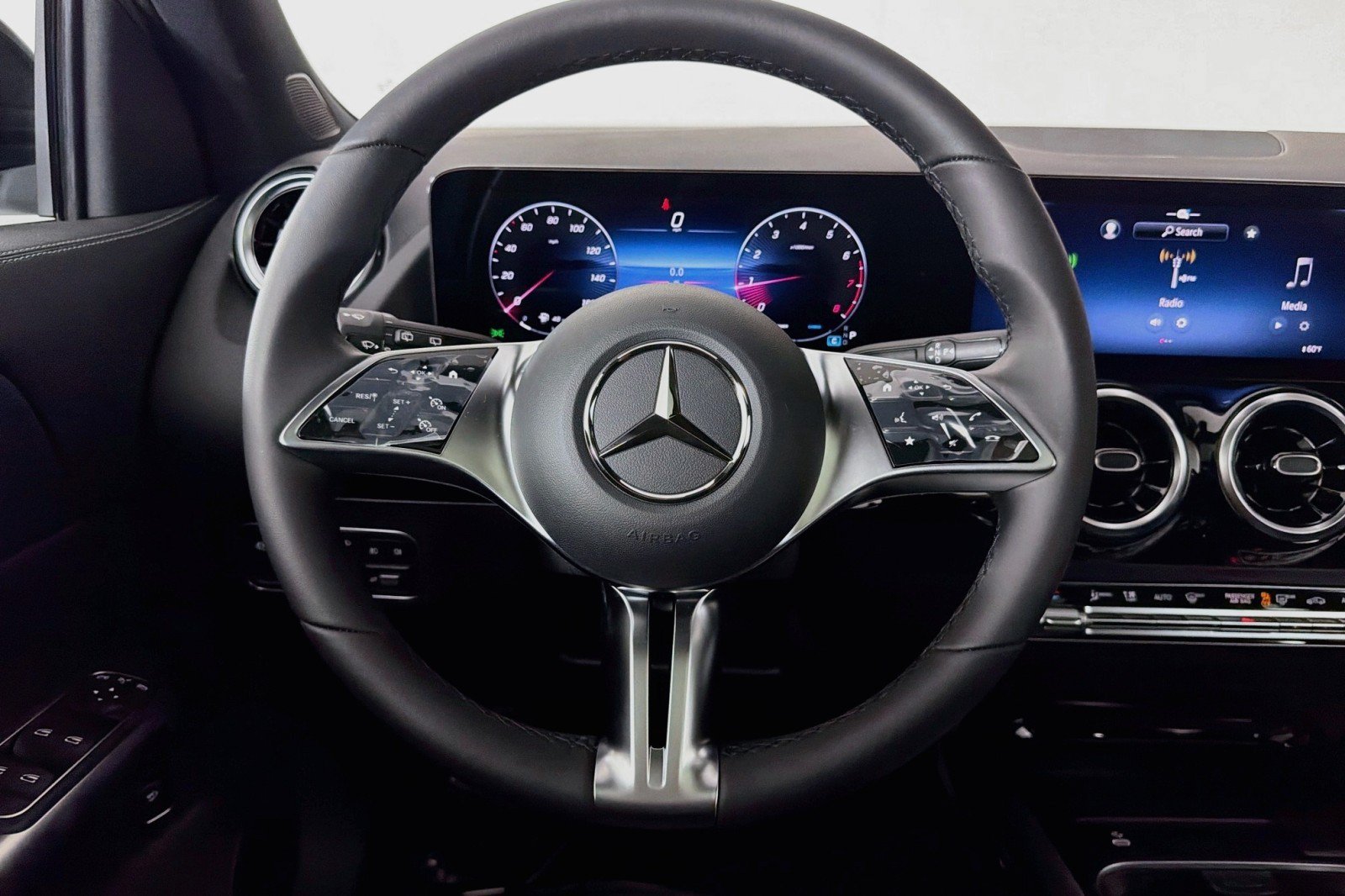New 2026 Mercedes-Benz GLA 250 image 19