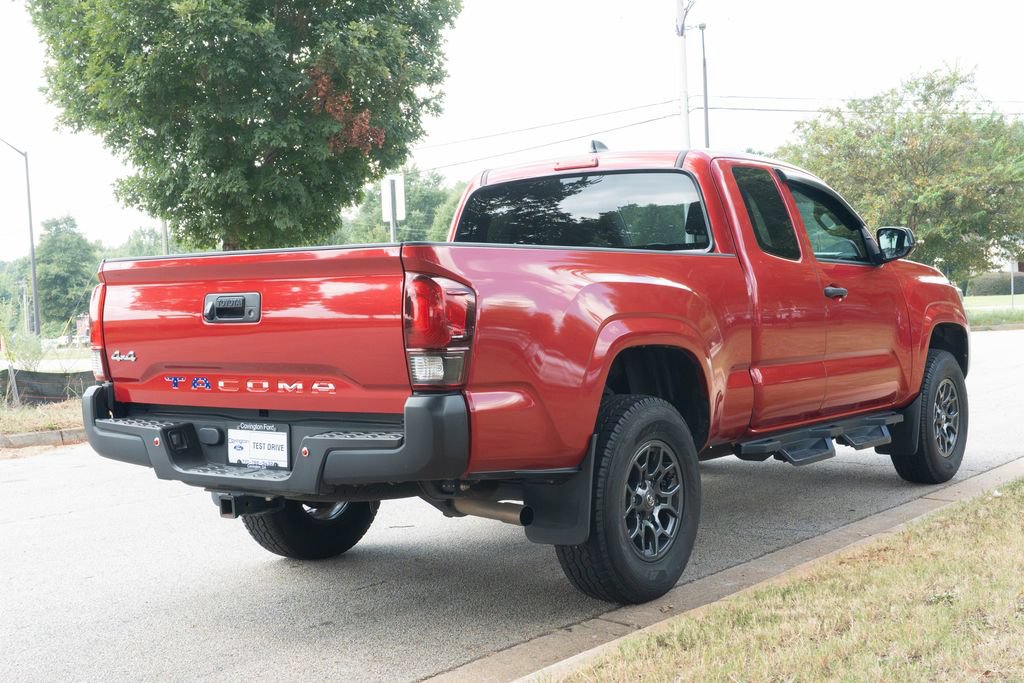 Used 2023 Toyota Tacoma SR AWD/4WD image 7