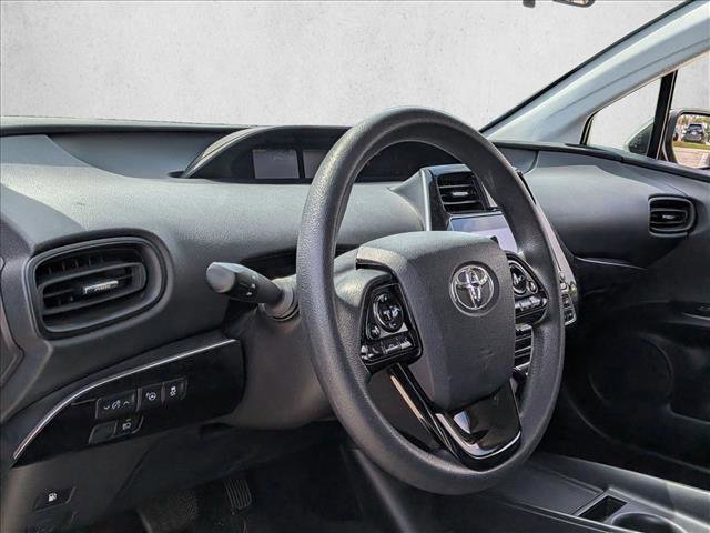 Used 2022 Toyota Prius LE image 9