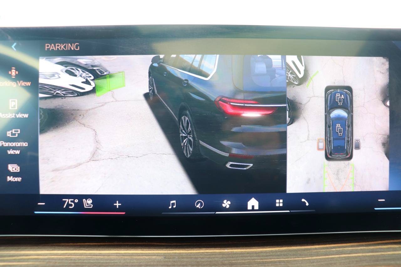 Used 2025 BMW X7 xDrive40i AWD/4WD image 50