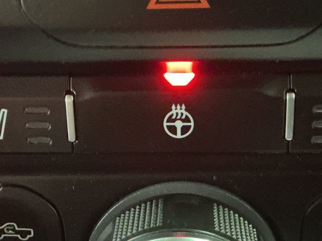 Used 2020 RAM 1500 Laramie image 44