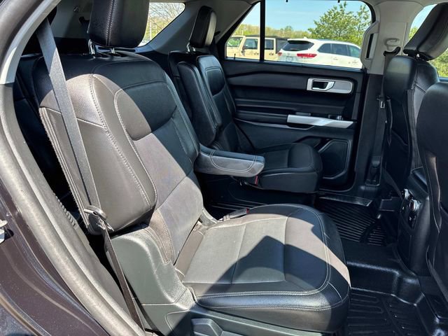 Used 2023 Ford Explorer Limited w/ Equipment Group 301A image 27