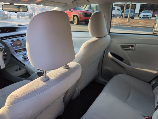 Used 2014 Toyota Prius Two image 11