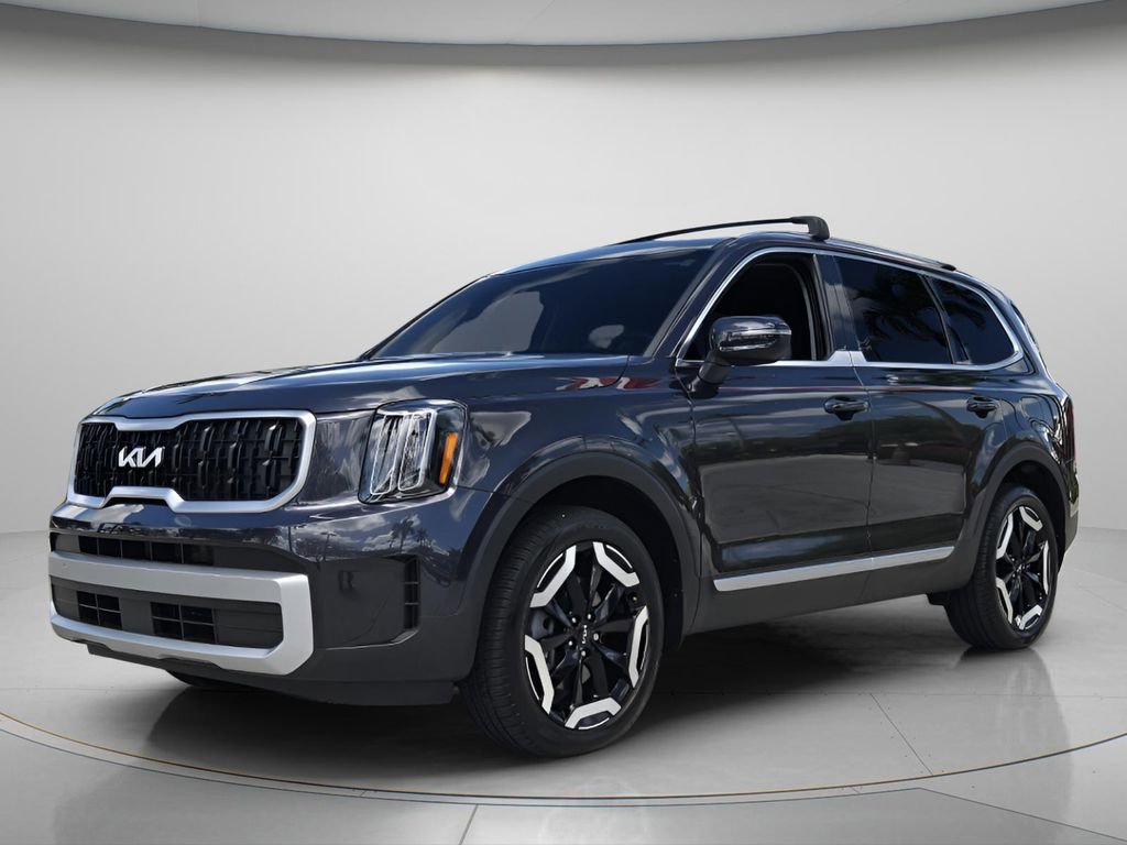 Used 2025 Kia Telluride EX w/ EX Captain's Chair Package FWD image 9