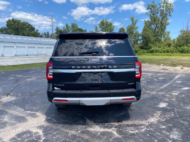 Used 2024 Ford Expedition Max Platinum AWD/4WD image 4