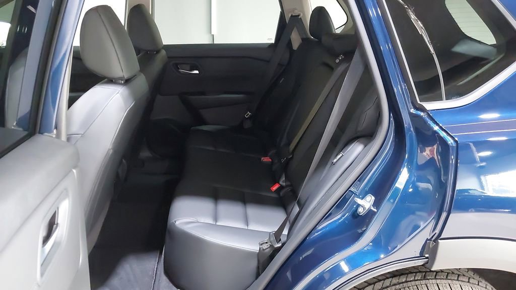 New 2026 Nissan Rogue SV image 21