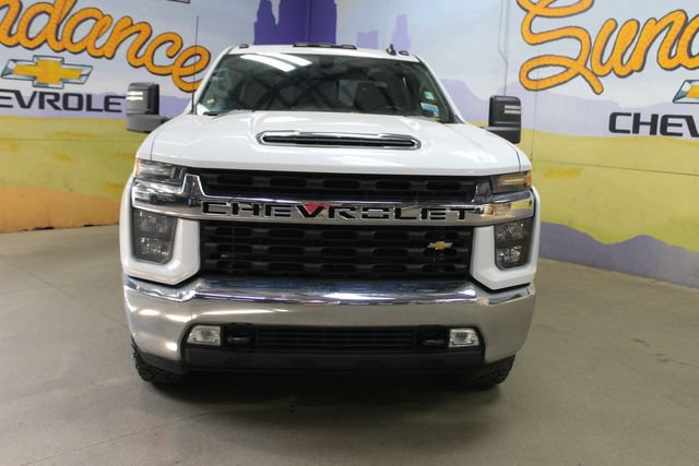Used 2020 Chevrolet Silverado 2500 LT w/ Convenience Package AWD/4WD image 3