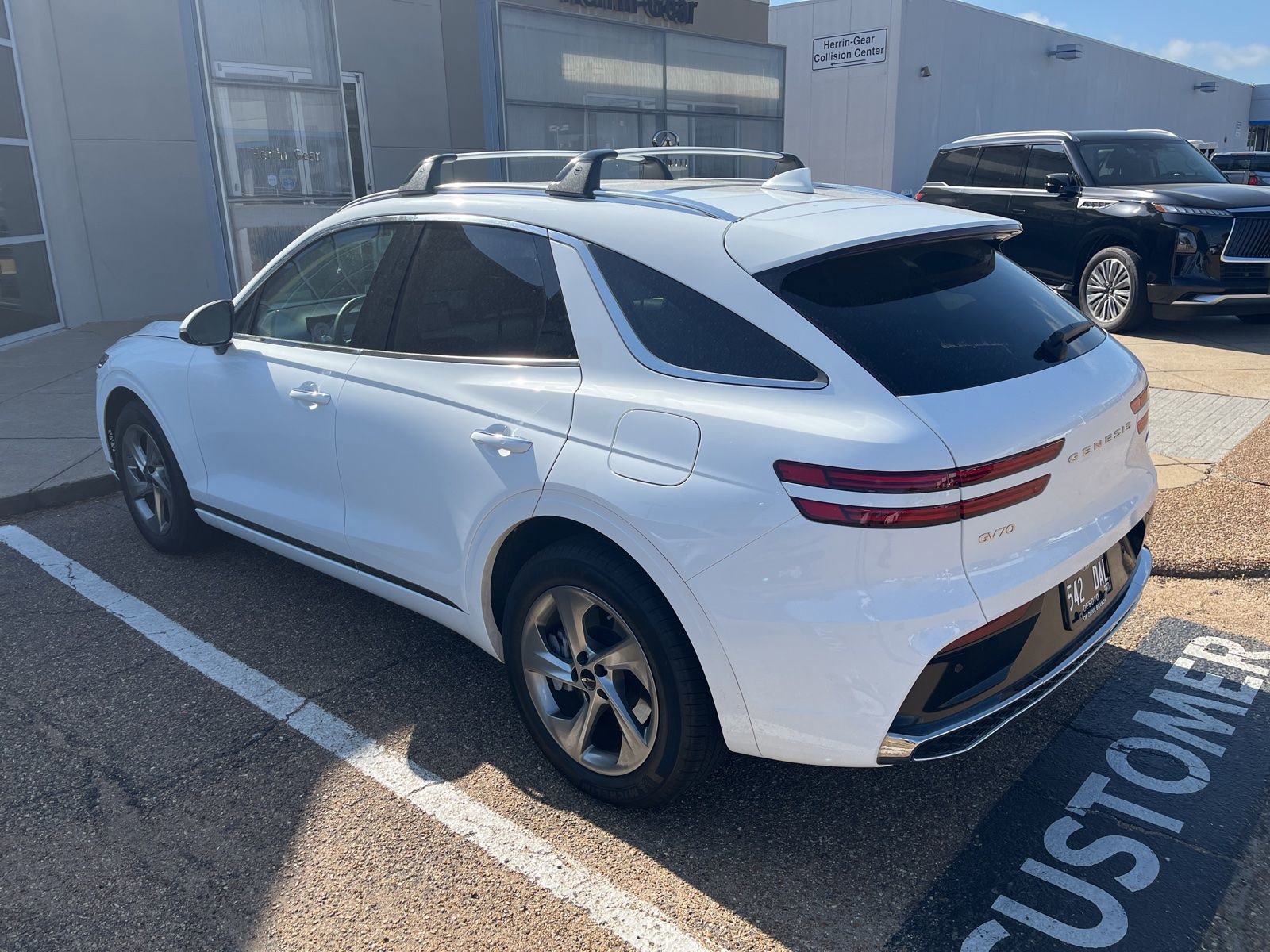 Used 2026 Genesis GV70 2.5T image 2