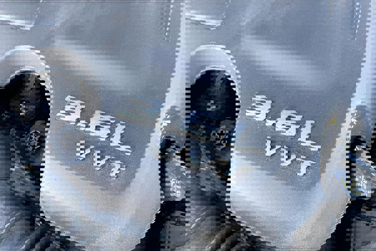 Used 2017 Dodge Charger SXT image 33