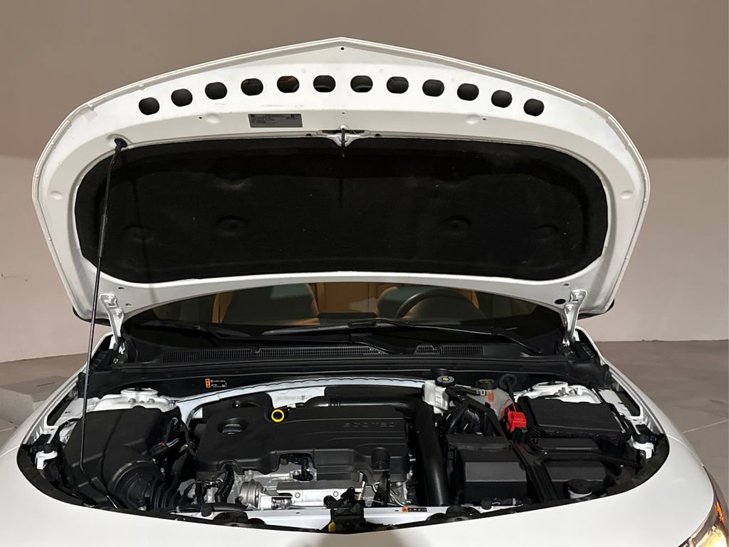 Used 2025 Chevrolet Malibu LT image 26