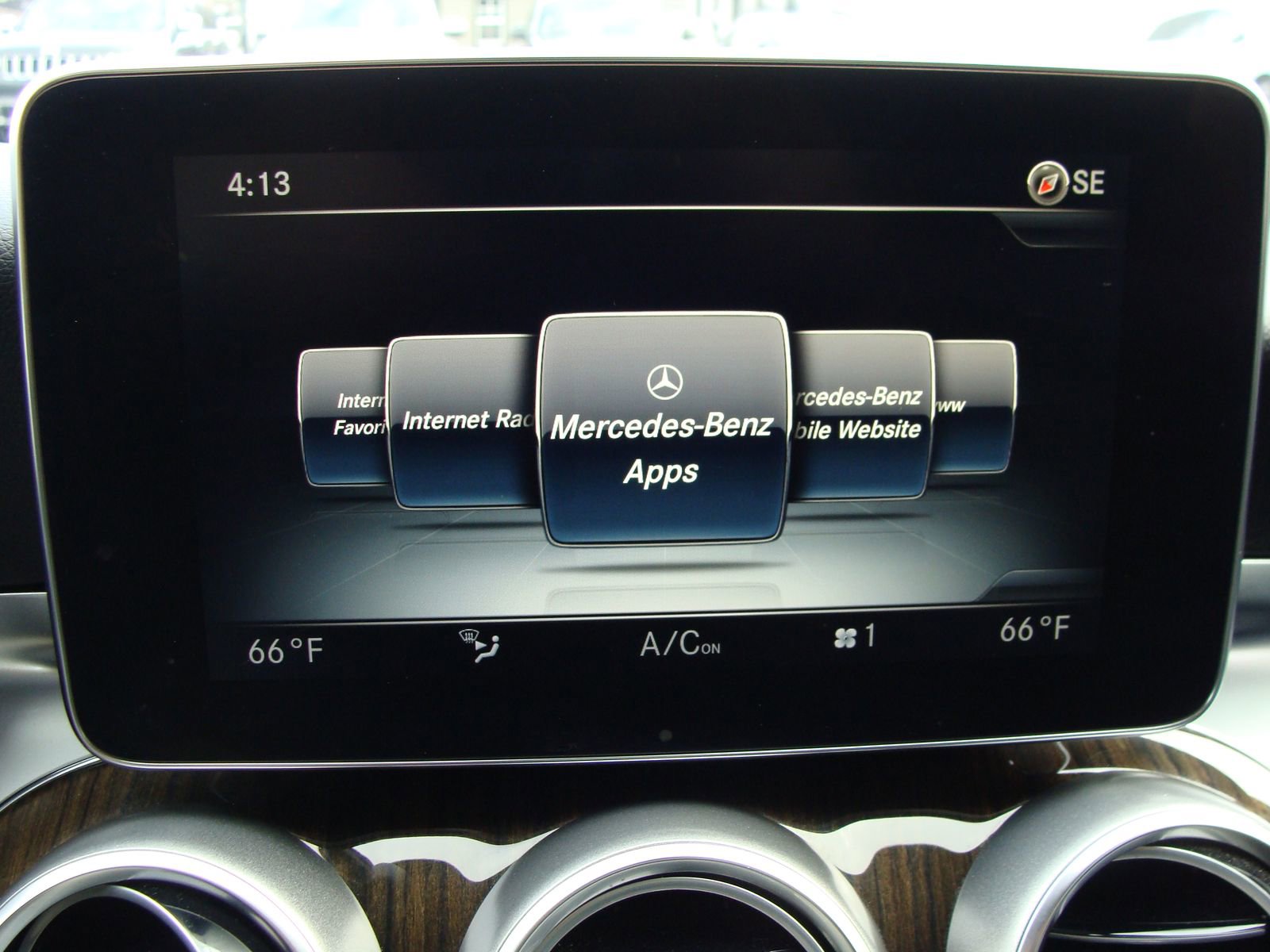 Used 2018 Mercedes-Benz C 300 4MATIC Cabriolet image 27