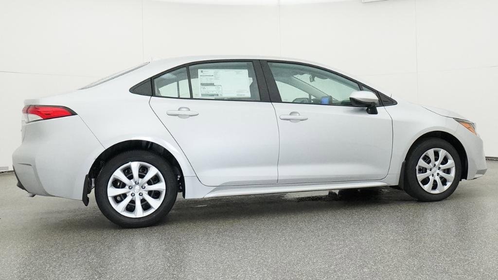 New 2026 Toyota Corolla LE image 5