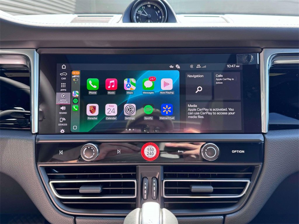 New 2025 Porsche Macan image 20