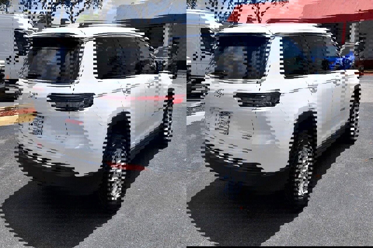 Used 2023 Jeep Grand Cherokee L Laredo image 6