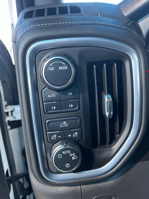 Used 2021 Chevrolet Silverado 1500 LT w/ Texas Edition Plus AWD/4WD image 16