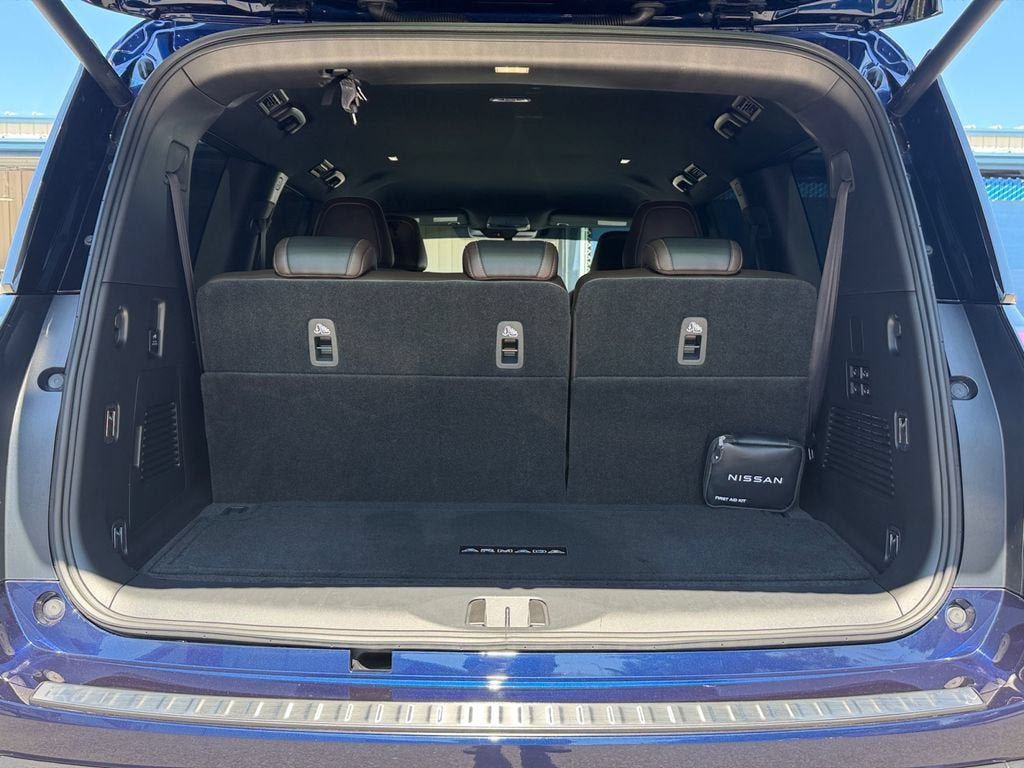 Used 2026 Nissan Armada SL w/ Captain's Chari Seat Package AWD/4WD image 22