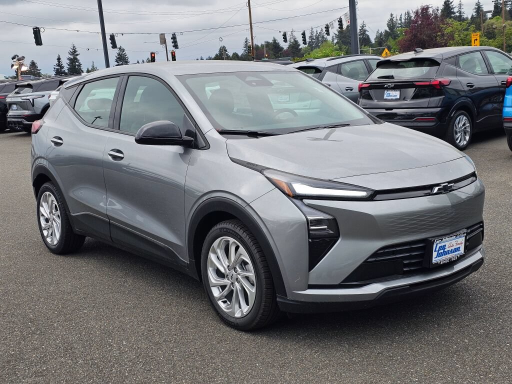 New 2027 Chevrolet Bolt LT w/ Comfort Package FWD image 3