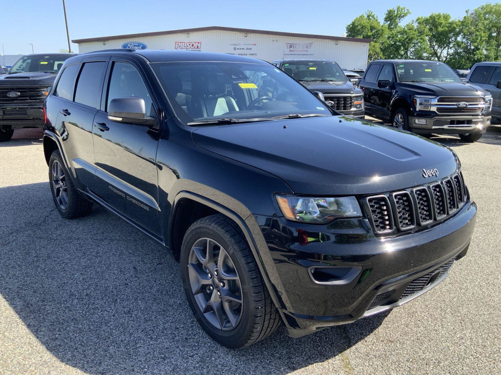 Used 2021 Jeep Grand Cherokee Limited w/ Quick Order Package 28K 80th AWD/4WD image 2