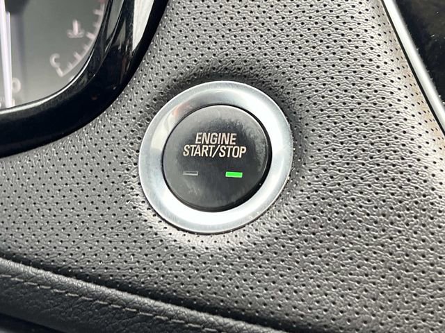 Certified 2022 Cadillac XT5 Premium Luxury FWD image 25