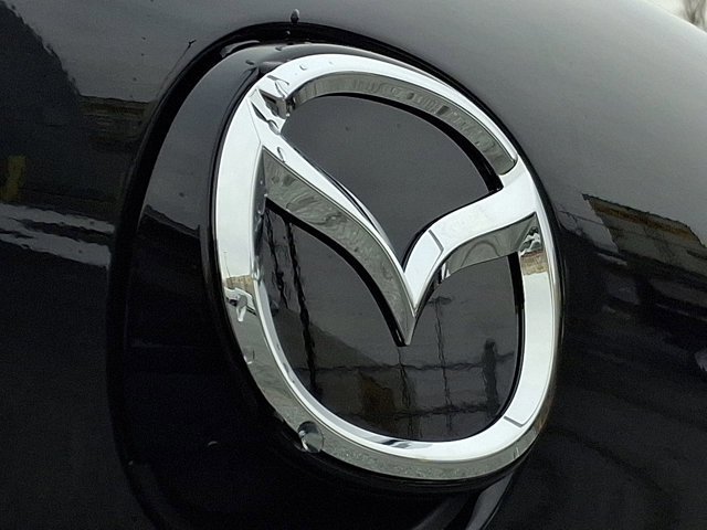 New 2026 MAZDA MAZDA3 Hatchback w/Premium Plus Pkg image 24