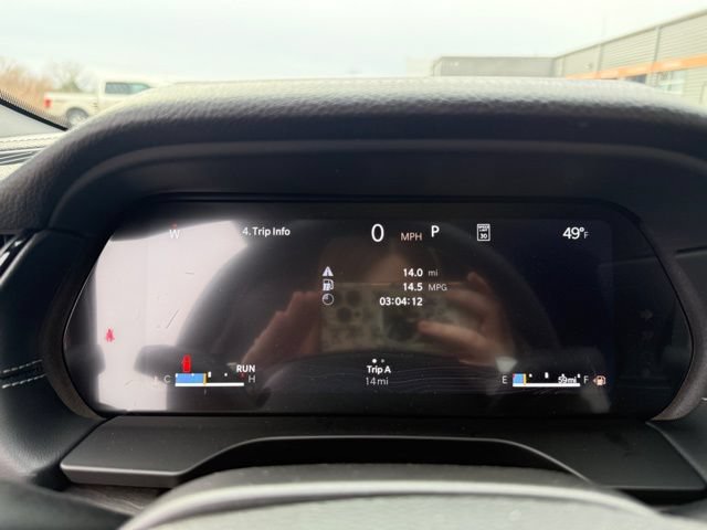 New 2026 Jeep Grand Cherokee Limited w/ Luxury Tech Group II AWD/4WD image 16