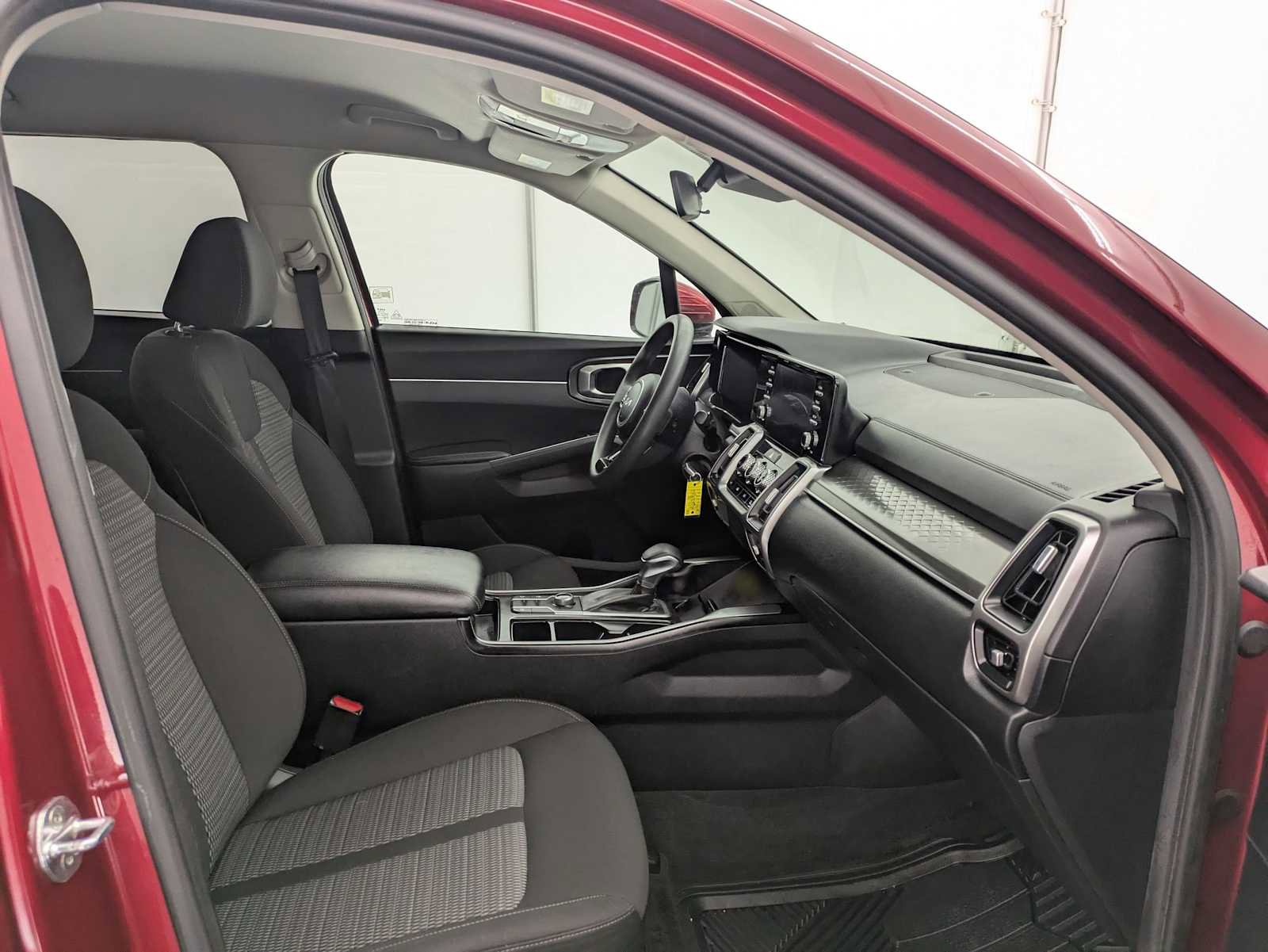 Used 2022 Kia Sorento LX image 22