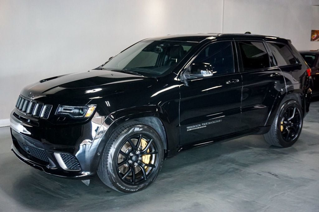 Used 2021 Jeep Grand Cherokee Trackhawk AWD/4WD image 5