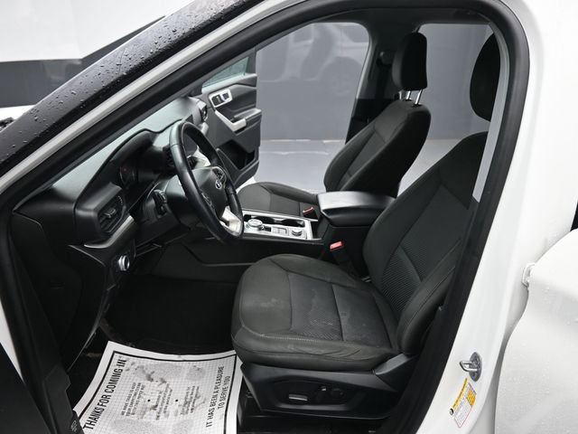 Used 2022 Ford Explorer XLT image 14