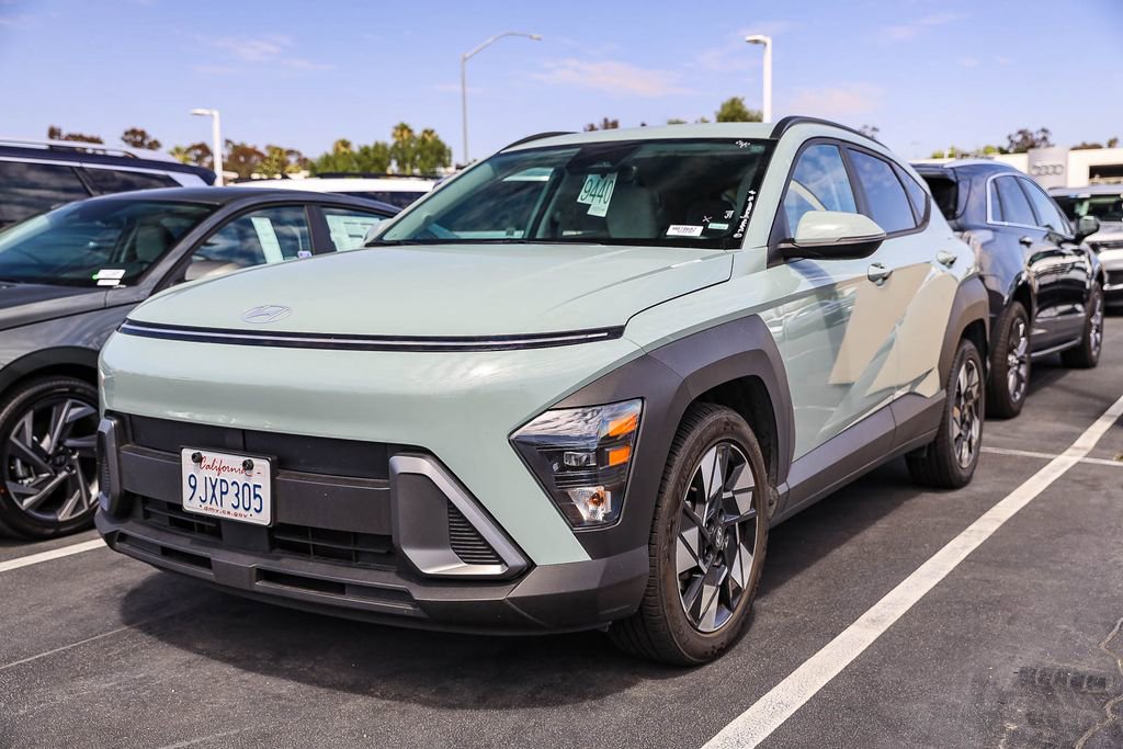 Certified 2024 Hyundai Kona SEL FWD image 3