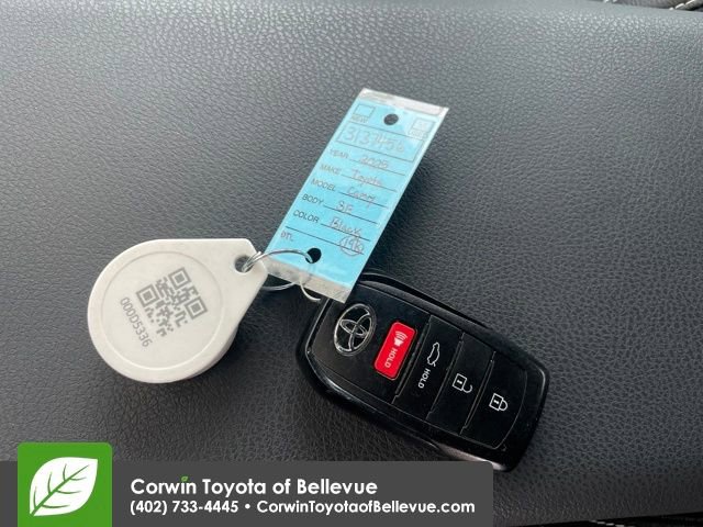 Used 2025 Toyota Camry SE image 20